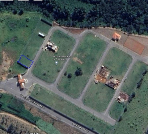Imagem Terreno em Condomínio à Venda, 250 m² em Centro - Taubaté