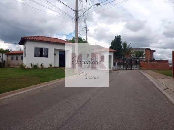Casa de Condomínio com 2 Quartos à Venda,  em Jardim Santa Esmeralda - Sorocaba