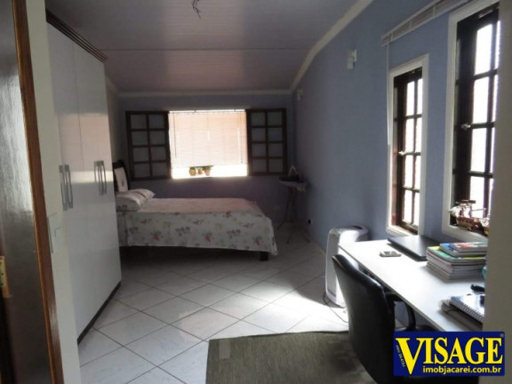 Imagem Sobrado com 3 Quartos à Venda, em Jd. St. Marina - Jacareí Imagem Sobrado com 3 Quartos à Venda, em Jd. St. Marina - Jacareí