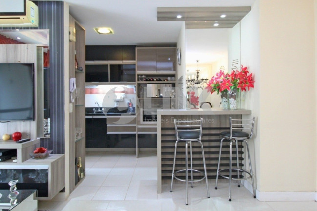 Imagem Apartamento com 2 Quartos à Venda, 61 m² em Passo Da Areia - Porto Alegre Imagem Apartamento com 2 Quartos à Venda, 61 m² em Passo Da Areia - Porto Alegre