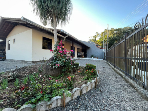Casa com 3 Quartos à Venda, 295 m² em Itoupavazinha - Blumenau