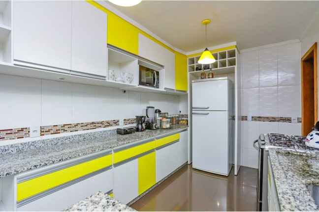 Imagem Casa com 3 Quartos à Venda, 185 m² em Hípica - Porto Alegre Imagem Casa com 3 Quartos à Venda, 185 m² em Hípica - Porto Alegre