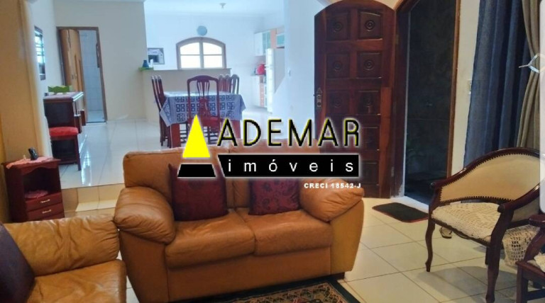 Imagem Casa com 3 Quartos à Venda, em Eldorado - Diadema Imagem Casa com 3 Quartos à Venda, em Eldorado - Diadema