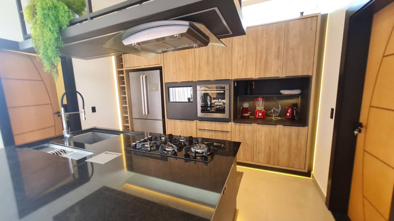 Imagem Casa com 3 Quartos à Venda, 400 m² em Jardim Santa Helena - Bragança Paulista Imagem Casa com 3 Quartos à Venda, 400 m² em Jardim Santa Helena - Bragança Paulista