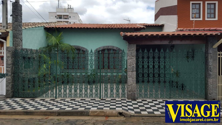 Casa com 3 Quartos à Venda,  em Vila Martinez - Jacareí