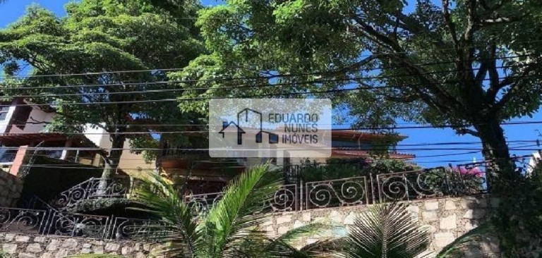 Imagem Casa com 5 Quartos à Venda, 600 m² em Santa Lúcia - Belo Horizonte