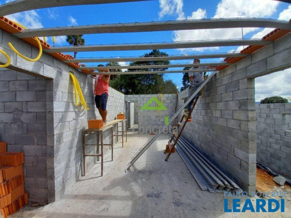 Imagem Casa com 3 Quartos à Venda, 81 m² em Chácara Remanso (caucaia Do Alto) - Cotia Imagem Casa com 3 Quartos à Venda, 81 m² em Chácara Remanso (caucaia Do Alto) - Cotia