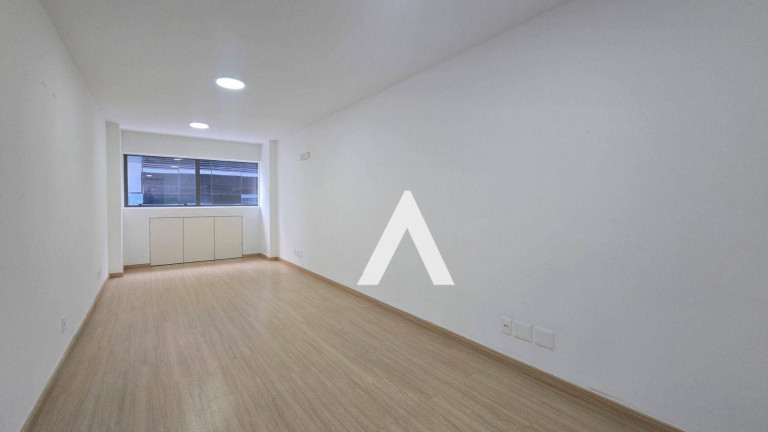 Imagem Sala Comercial à Venda, 29 m² em Várzea - Teresópolis Imagem Sala Comercial à Venda, 29 m² em Várzea - Teresópolis