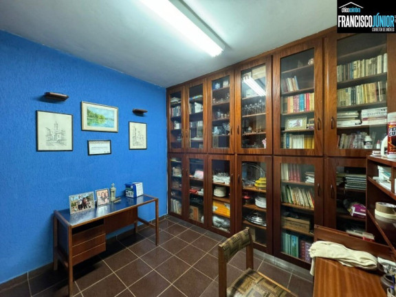 Imagem Casa com 4 Quartos à Venda, 464 m² em Setor Campinas - Goiânia