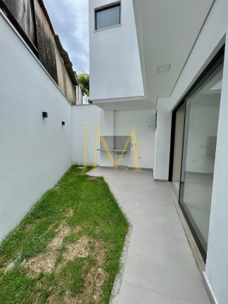 Imagem Casa com 3 Quartos à Venda, 160 m² em Veneza - Ipatinga