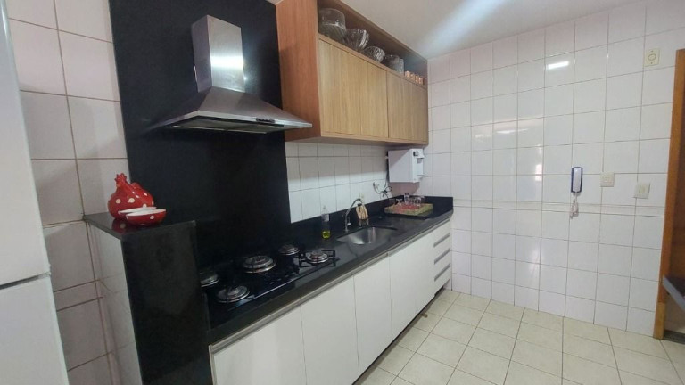 Imagem Apartamento com 3 Quartos à Venda, 89 m² em Jardim América - Goiânia