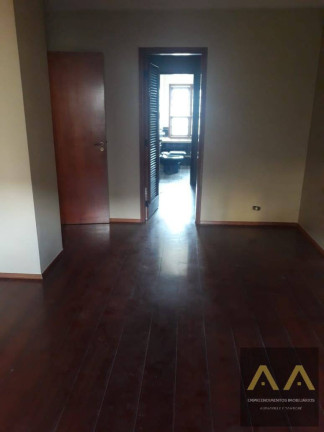 Imagem Casa com 4 Quartos para Alugar,  em São Paulo