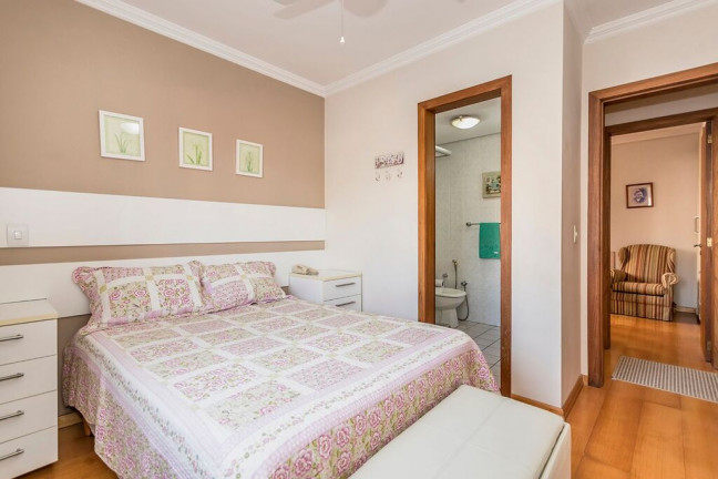 Imagem Apartamento com 3 Quartos à Venda, 79 m² em Cristal - Porto Alegre