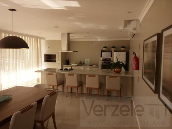 Imagem Apartamento com 2 Quartos à Venda, 65 m² em Nações - Balneário Camboriú