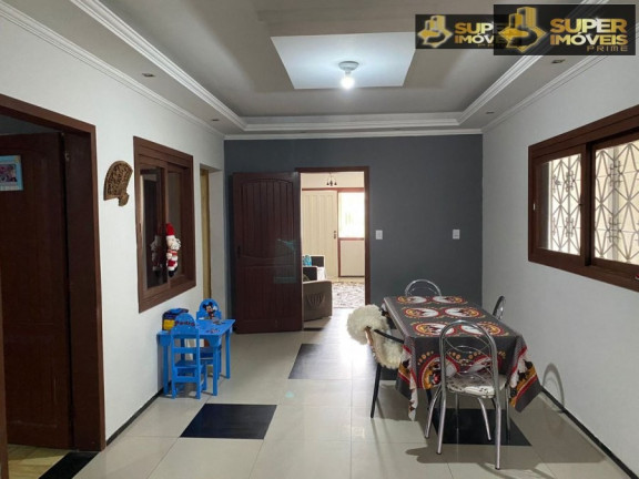 Imagem Casa com 6 Quartos à Venda, 300 m² em Fragata - Pelotas Imagem Casa com 6 Quartos à Venda, 300 m² em Fragata - Pelotas