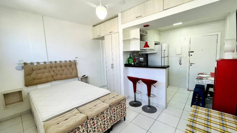 Imagem Kitnet com 1 Quarto à Venda, 25 m² em Itarare - Sao Vicente