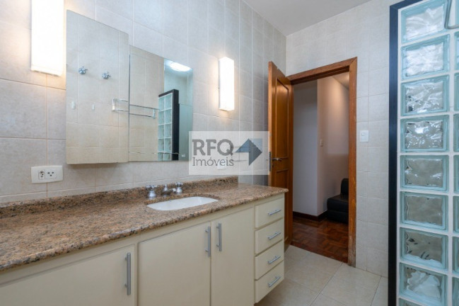 Imagem Casa com 3 Quartos à Venda, 375 m² em Planalto Paulista - São Paulo
