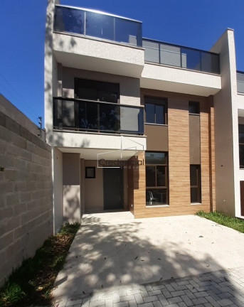 Imagem Sobrado com 3 Quartos à Venda, 178 m² em Bom Retiro - Curitiba Imagem Sobrado com 3 Quartos à Venda, 178 m² em Bom Retiro - Curitiba