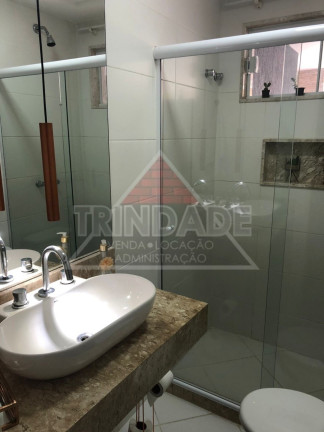 Imagem Casa com 3 Quartos à Venda, 200 m² em Vargem Pequena - Rio De Janeiro