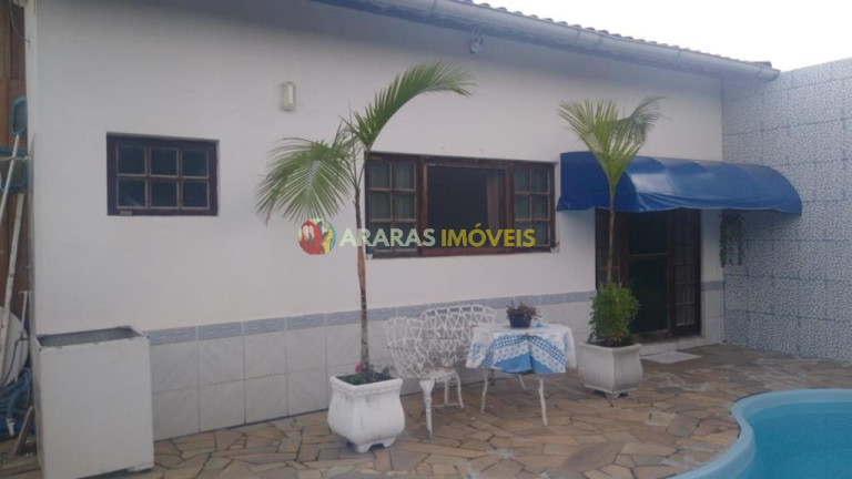 Imagem Casa com 2 Quartos à Venda, 400 m² em Boracéia - Bertioga Imagem Casa com 2 Quartos à Venda, 400 m² em Boracéia - Bertioga