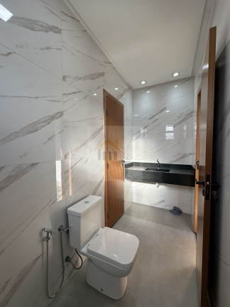 Imagem Casa com 3 Quartos à Venda, 190 m² em Setor Faiçalville - Goiânia