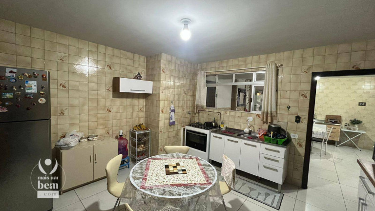 Imagem Casa com 5 Quartos à Venda, 236 m² em Atuba - Curitiba