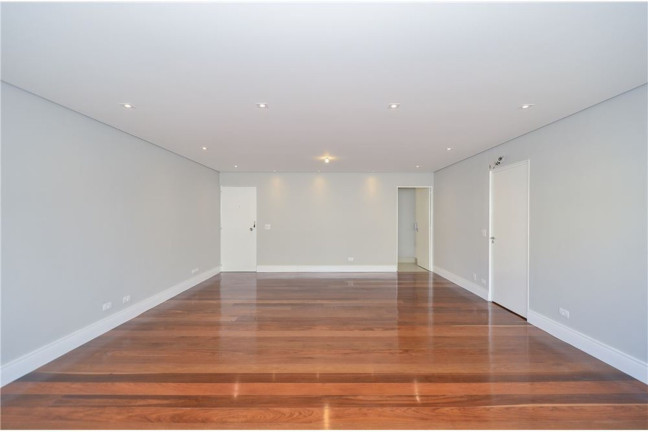 Imagem Apartamento com 3 Quartos à Venda, 137 m² em Itaim Bibi - São Paulo