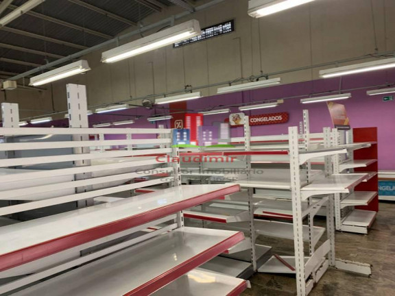 Imagem Galpão à Venda ou Locação, em Ermelino Matarazzo - São Paulo Imagem Galpão à Venda ou Locação, em Ermelino Matarazzo - São Paulo