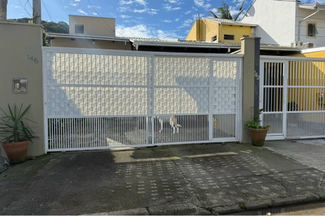 Casa com 3 Quartos à Venda, 68 m² em Barra - Balneário Camboriú