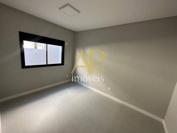 Imagem Casa com 3 Quartos à Venda, 362 m² em Pedra Branca - Palhoça Imagem Casa com 3 Quartos à Venda, 362 m² em Pedra Branca - Palhoça