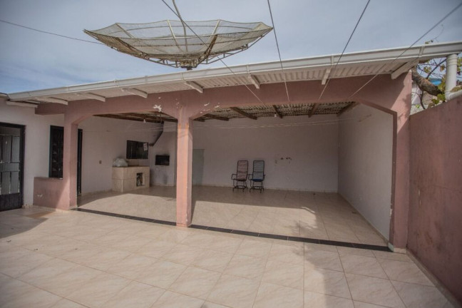 Imagem Casa com 6 Quartos à Venda, 293 m² em Campos Novos - Campos Novos
