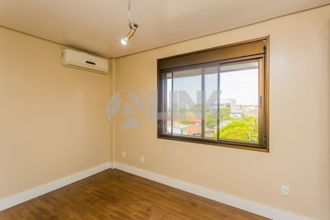 Imagem Apartamento com 2 Quartos à Venda, 66 m² em São João - Porto Alegre Imagem Apartamento com 2 Quartos à Venda, 66 m² em São João - Porto Alegre
