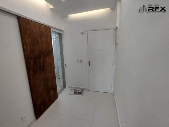 Imagem Sala Comercial à Venda, 34 m² em Centro - Niterói Imagem Sala Comercial à Venda, 34 m² em Centro - Niterói