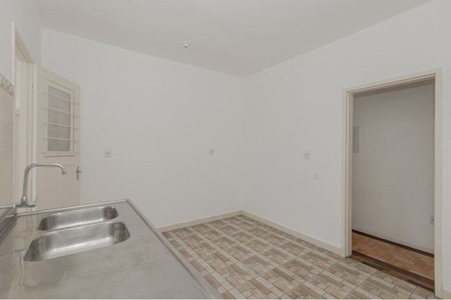 Imagem Apartamento com 2 Quartos à Venda, 70 m² em Menino Deus - Porto Alegre