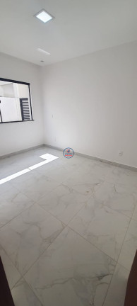 Imagem Casa com 3 Quartos para Alugar ou Temporada, 140 m² em Cajupiranga - Parnamirim