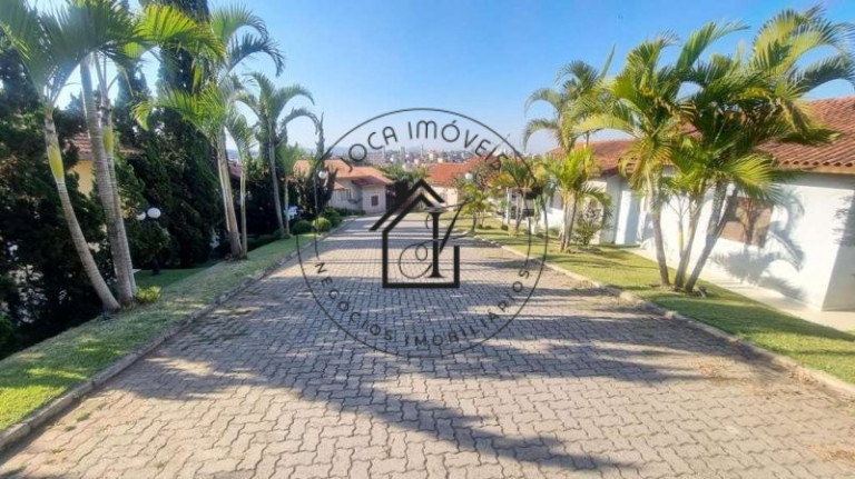 Imagem Casa de Condomínio com 3 Quartos à Venda, 453 m² em Jardim Ana Estela - Carapicuíba