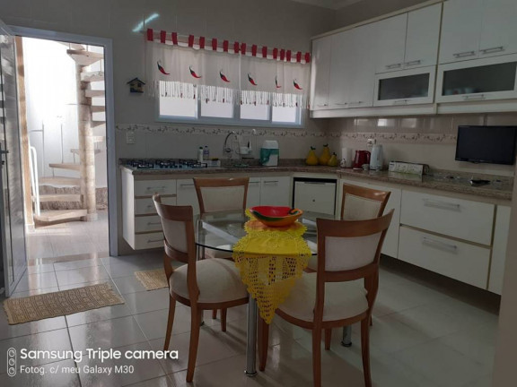 Imagem Casa com 4 Quartos à Venda, 168 m² em Florida - Praia Grande Imagem Casa com 4 Quartos à Venda, 168 m² em Florida - Praia Grande