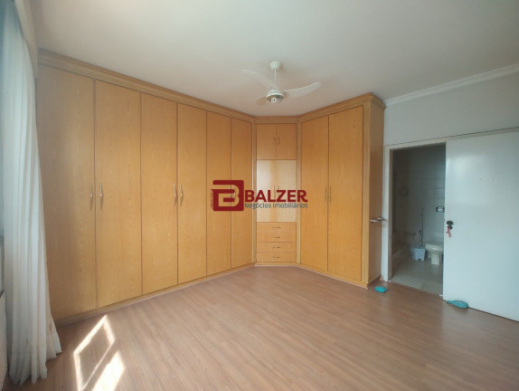 Imagem Apartamento com 3 Quartos à Venda, 190 m² em Centro - Florianópolis