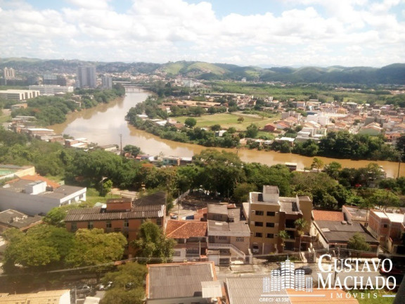 Imagem Imóvel com 3 Quartos à Venda, 142 m² em Jardim Amália - Volta Redonda