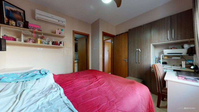 Imagem Imóvel com 3 Quartos à Venda, 71 m² em Cavalhada - Porto Alegre Imagem Imóvel com 3 Quartos à Venda, 71 m² em Cavalhada - Porto Alegre
