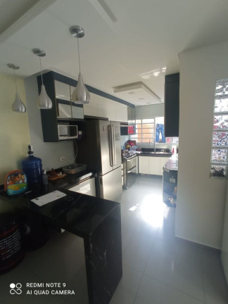 Imagem Sobrado com 3 Quartos à Venda, 350 m² em Jardim Adriana - Guarulhos Imagem Sobrado com 3 Quartos à Venda, 350 m² em Jardim Adriana - Guarulhos