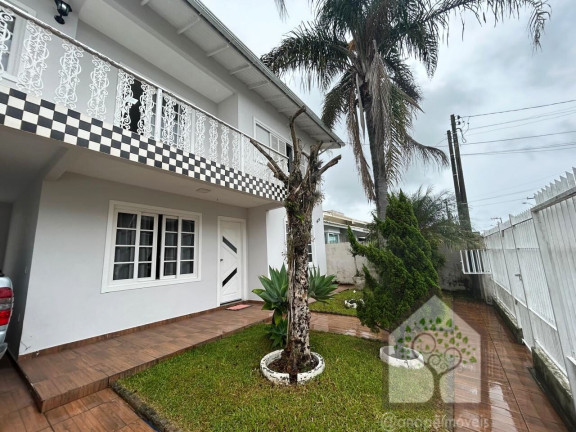 Casa com 3 Quartos à Venda, 206 m² em Carianos - Florianópolis