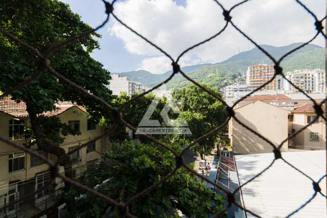 Imagem Apartamento com 3 Quartos à Venda, 121 m² em Tijuca - Rio De Janeiro Imagem Apartamento com 3 Quartos à Venda, 121 m² em Tijuca - Rio De Janeiro