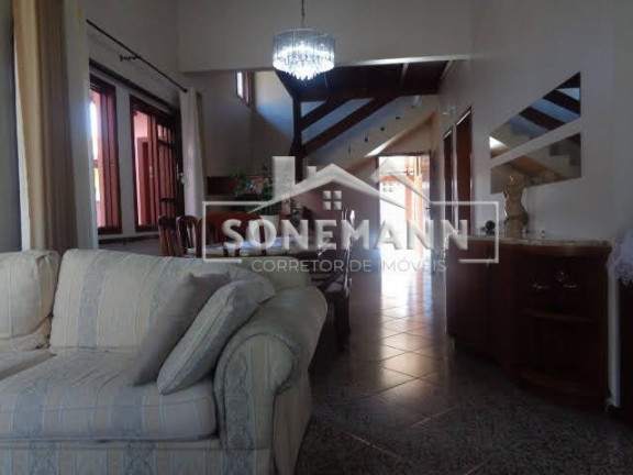 Imagem Casa com 3 Quartos à Venda, 205 m² em Parque São Jorge - Florianópolis
