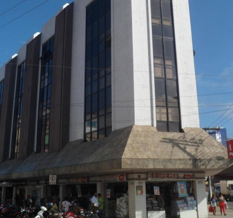 Sala Comercial à Venda, 98 m² em Centro - Guarapari