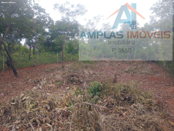 Imagem Terreno à Venda, 360 m² em Araças 1º Seção - Mateus Leme