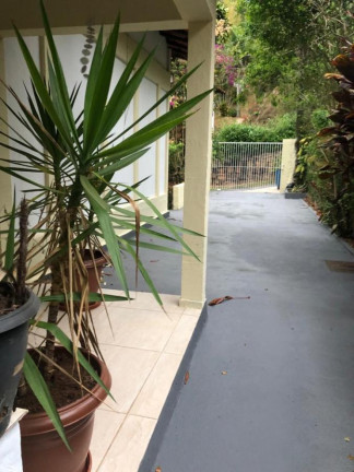 Imagem Casa com 6 Quartos à Venda, 450 m² em Nogueira - Petrópolis