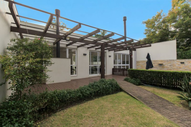 Imagem Casa com 3 Quartos à Venda, 178 m² em Ipanema - Porto Alegre Imagem Casa com 3 Quartos à Venda, 178 m² em Ipanema - Porto Alegre