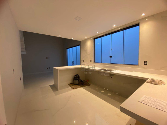 Imagem Casa com 3 Quartos à Venda, 220 m² em Morada Da Colina - Volta Redonda Imagem Casa com 3 Quartos à Venda, 220 m² em Morada Da Colina - Volta Redonda