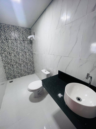 Imagem Casa com 3 Quartos à Venda, 220 m² em Tijucal - Cuiabá